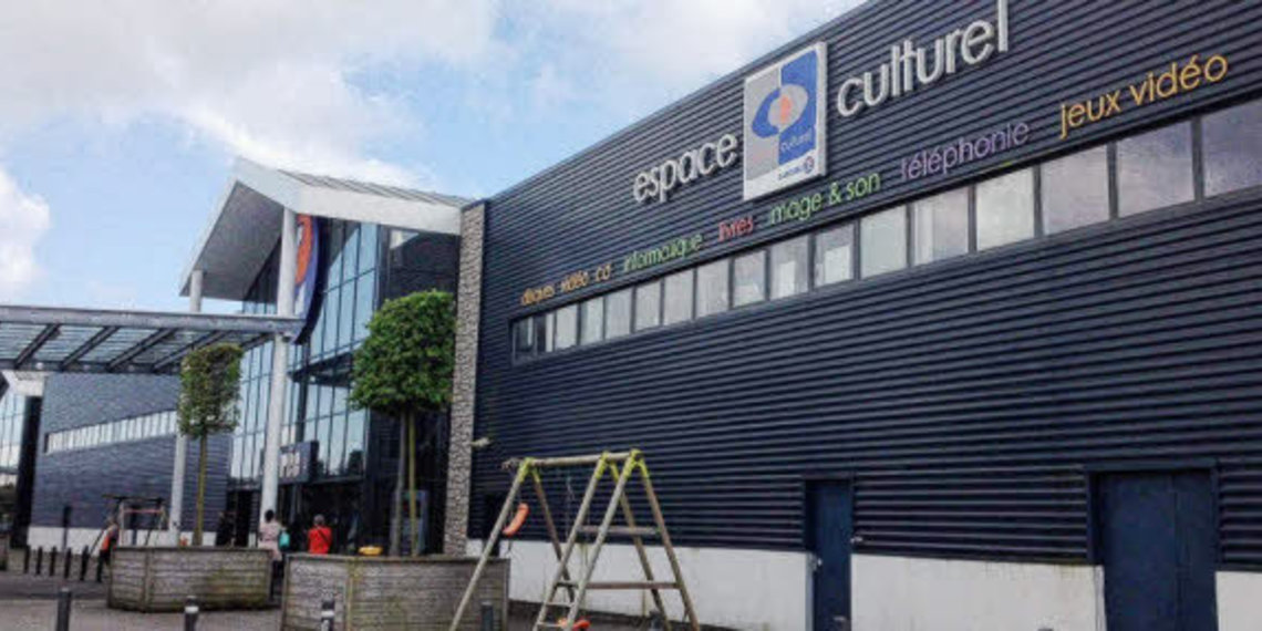 ESPACE CULTUREL PLEUVEN (29) FINISTÈRE