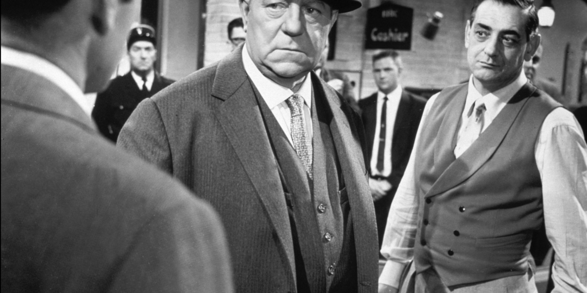 MAIGRET VOIT ROUGE - RESTAURATION